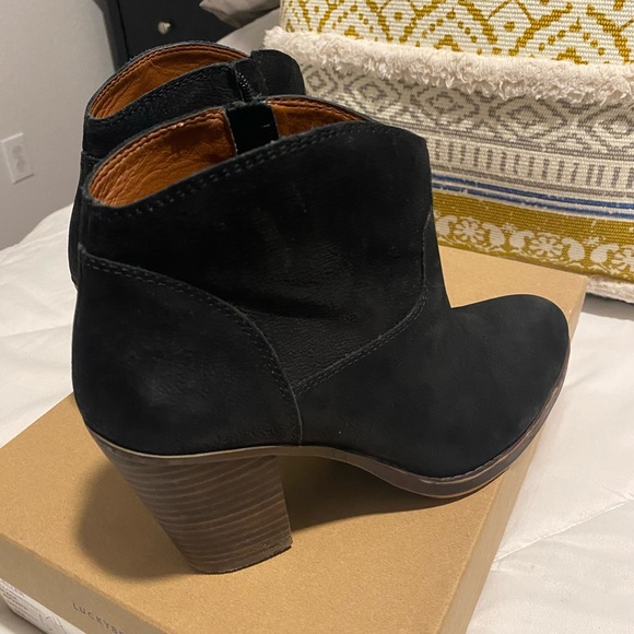 Black leather lucky brand booties - Picture 3 of 9